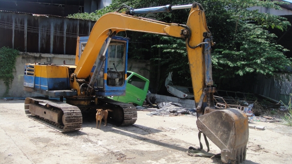 KOMATSU PC60--3 เครื่องดี ปั๊มแรง เอวแน่น มาลองขับได้ สภาพดีพร้อมใช้ ราคาถูก