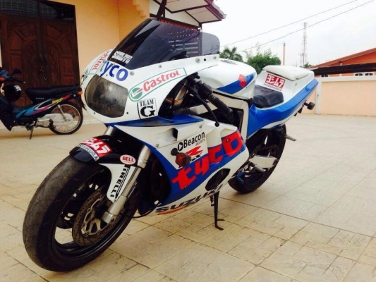Gsxr400. ทะเบียนแท้ เล่มพร้อม 70000 โทร. 0927325427