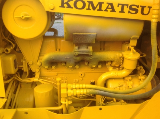 ขายรถแทรคเตอร์Komatsuรุ่นD21-3มือสองญี่ปุ่นไม่เคยใช้งานในไทยมีใบอินวอย