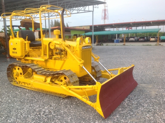 ขายรถแทรคเตอร์Komatsuรุ่นD21-3มือสองญี่ปุ่นไม่เคยใช้งานในไทยมีใบอินวอย