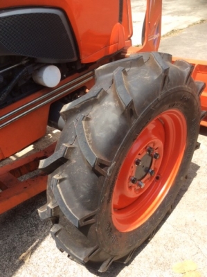 ขายรถไถคูโบต้าL4708+ดันหน้า