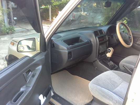 Suzuki Vitara 1.6 JLXออโต้ เครื่องดีรถสวยสีใหม่ แถมประกันภัย