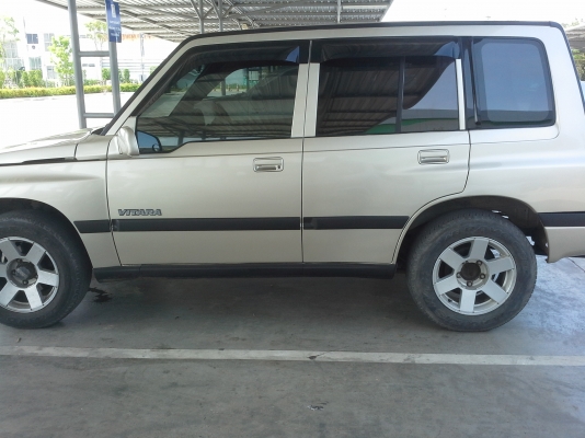 Suzuki Vitara 1.6 JLXออโต้ เครื่องดีรถสวยสีใหม่ แถมประกันภัย