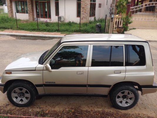 Suzuki Vitara 1.6 JLXออโต้ เครื่องดีรถสวยสีใหม่ แถมประกันภัย