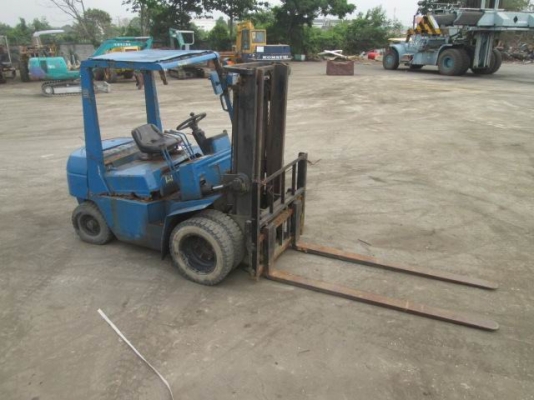 รถ FORKLIFT TCM FHG25N5