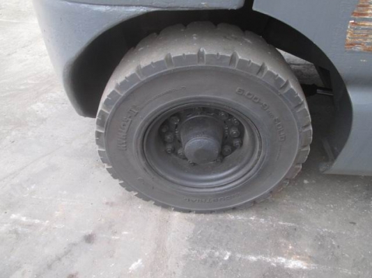 รถ FORKLIFT TCM FHG25N5