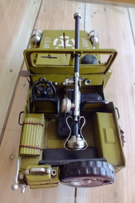 ขายโมเดลรถสังกะสี jeep welly มีสองขนาดค่ะ