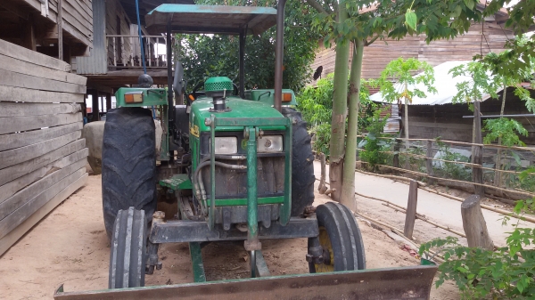 ด่วน!!!ขายรถไถ จอร์นเดียร์ 5310k พร้อมอุปกรณ์ ดันหน้า+ผาน7+ผาน3 ราคา 269000 บาท