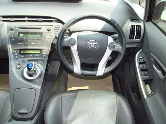 TOYOTA PRIUS 1.8 HYBRID ปี 2011