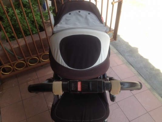 รถเข็นเด็ก APRICA ของมือสองญี่ปุ่นสภาพยังใหม่ๆพร้อมใช้งานครับ