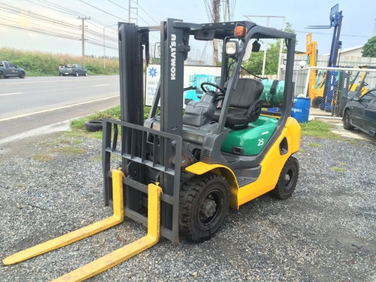 ขายโฟล์คลิฟ KOMATSU รุ่นล่าสุด(รุ่น16)2.5 ตัน 3เมตร เกียร์ออโต้ ชั่วโมงน้อยเครื่องดีเกียร์ดีมากๆๆ 270,000 บาท 094-4267888 จะเด็ด ขายโฟล์คลิฟ KOMATSU รุ่นล่าสุด(รุ่น16)2.5 ตัน 3เมตร เกียร์ออโต้ ชั่วโมงน้อยเครื่องดีเกียร์ดีมากๆๆ 270,000 บาท 094-4267888 จะเด็ด