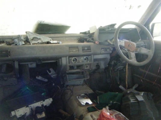 ขาย ISUZU TFR VAN ไม่มีเครื่อง+เกียร์ เอกสารพร้อม ไม่ไกลส่งฟรี