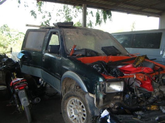 ขาย ISUZU TFR VAN ไม่มีเครื่อง+เกียร์ เอกสารพร้อม ไม่ไกลส่งฟรี