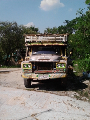 ขายแพกคู่ รถแบกโฮ+หางปลา