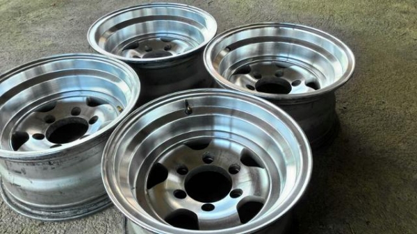 ล้อเรโทร ขอบ15 ขอบลึกๆ