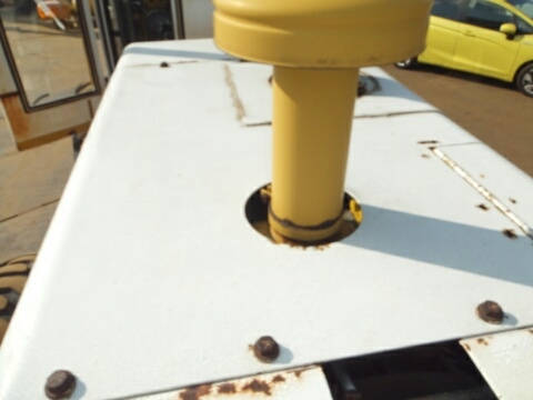 รถตักล้อยาง 515-2 รถตักล้อยาง 515-2