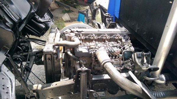 6ล้อNKR เครื่อง 135 แรง ยาว 4.30 เมตร รถสวยพร้อมใช้งานครับ