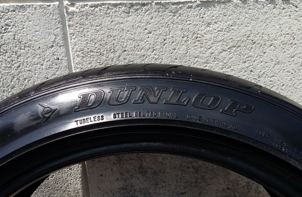 ยาง,225-45-18 DUNLOP LM703 ปลายปี12 หนึ่งคู่ 1,700
