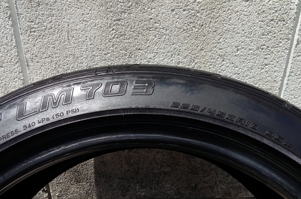 ยาง,225-45-18 DUNLOP LM703 ปลายปี12 หนึ่งคู่ 1,700