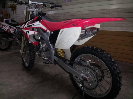 crf 250 ปี 07 สภาพพร้อมใช้ crf 250 ปี 07 สภาพพร้อมใช้
