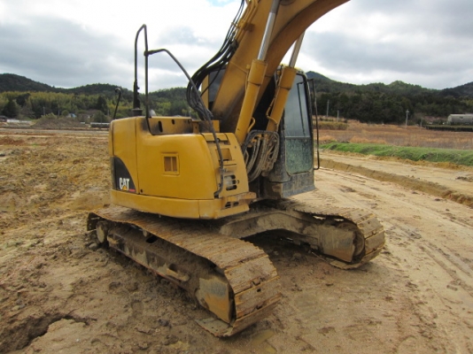 รถขุด Caterpillar 313CCR #HGF00715 สต็อกเรา นำเข้าจากญี่ปุ่น สนใจโทร. 080-6565422 (หนิง)