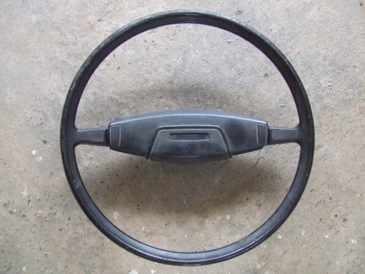 พวงมาลัยรถโบราณ-ขนาดเส้นผ่าศูนย์กลาง 16 นิ้ว