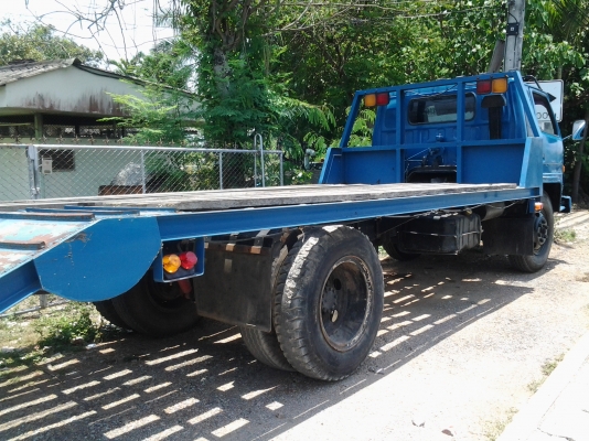 รถเทเลอร์พร้อมใช้งาน อีซูซุ SDR บรรทุก แม๊คโครPC120 ได้