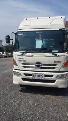 ขายรถบรรทุก 6 ล้อกระบะคาร์โก้ HINO FG8J 220 แรงม้าปี 2558 กระบะยาว 7.50 เมตร ราคา 1650000