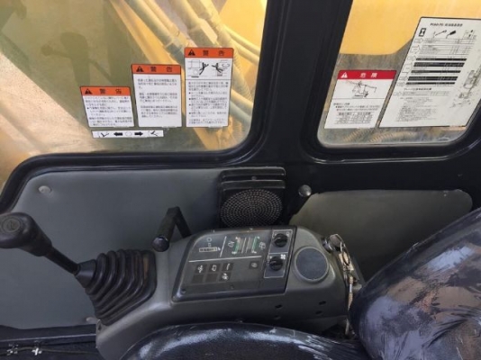 ขายรถแบคโฮ KOMATSU PC60-7 คอลโทรลสั้น มีแอร์พร้อม สภาพสวยพร้อมใช้ นำเข้าจากญี่ปุ่น มีVDOการทำงานครับ