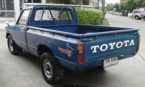 HILUX ม้ากระโดด RN30