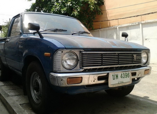 HILUX ม้ากระโดด RN30