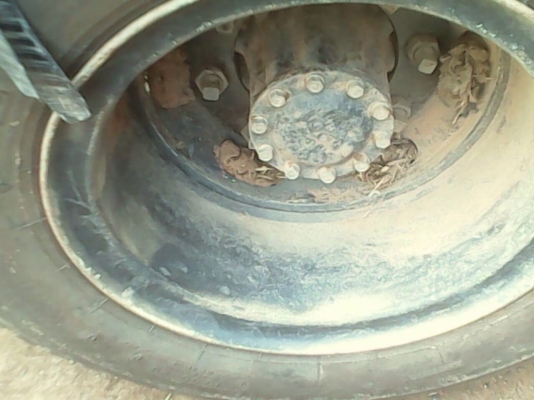 HINO SUMO FM227 - 220 HP EM100 รถพ่วง แม่ดั๊มพ์+ลูกพ่วง 2 คานไม่ดั๊มพ์ แม่กระบะดั๊มพ์เหล็ก 12 ตันคอกเกษตรสภาพดีสวยพร้อมบรรทุกได้เลยครับ เครื่องแน่นดีแรงดีสุดๆครับ ภายในเก๋งคอนโซลสวยครบพร้อม แอร์ พวงมาลัยเพาเวอร์ ระบบเบรคทริ๊ปฟี้ครบ // ลูกพ่วง 2 คานไม่ดั๊ม