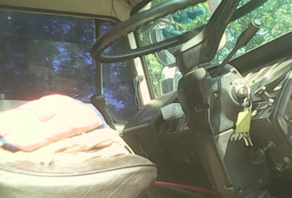 HINO SUMO FM227 - 220 HP EM100 รถพ่วง แม่ดั๊มพ์+ลูกพ่วง 2 คานไม่ดั๊มพ์ แม่กระบะดั๊มพ์เหล็ก 12 ตันคอกเกษตรสภาพดีสวยพร้อมบรรทุกได้เลยครับ เครื่องแน่นดีแรงดีสุดๆครับ ภายในเก๋งคอนโซลสวยครบพร้อม แอร์ พวงมาลัยเพาเวอร์ ระบบเบรคทริ๊ปฟี้ครบ // ลูกพ่วง 2 คานไม่ดั๊ม