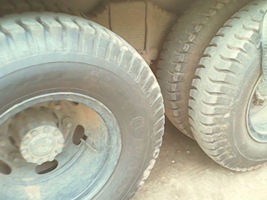 HINO SUMO FM227 - 220 HP EM100 รถพ่วง แม่ดั๊มพ์+ลูกพ่วง 2 คานไม่ดั๊มพ์ แม่กระบะดั๊มพ์เหล็ก 12 ตันคอกเกษตรสภาพดีสวยพร้อมบรรทุกได้เลยครับ เครื่องแน่นดีแรงดีสุดๆครับ ภายในเก๋งคอนโซลสวยครบพร้อม แอร์ พวงมาลัยเพาเวอร์ ระบบเบรคทริ๊ปฟี้ครบ // ลูกพ่วง 2 คานไม่ดั๊ม