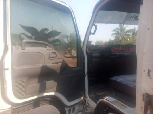 หกล้อมือสอง,Isuzu NPR 135 แรง ระบบไฟฟ้า พาวเวอร์ ยาว 5 เมตร กว้าง 2.20 เมตร หกล้อมือสอง,Isuzu NPR 135 แรง ระบบไฟฟ้า พาวเวอร์ ยาว 5 เมตร กว้าง 2.20 เมตร