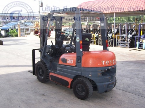 ขายรถ โฟล์คลิฟท์ TOYOTA รุ่น 6-FD20