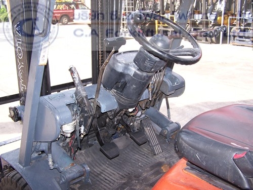 ขายรถ โฟล์คลิฟท์ TOYOTA รุ่น 6-FD20