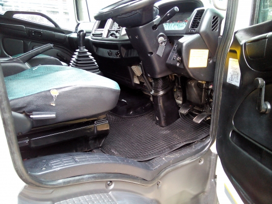 6 ล้อกลาง *Euro.3  HINO  ซีรีย์500 FC9J 150 แรงม้า+คอมมอนเรว *ยาว 5.50 ม.*  รถสวยเดิม+สวยจริง+พร้อมใช้งาน * รถห้างแท้ * มีเล่มพร้อม *