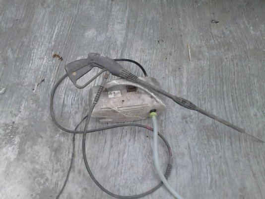 ขายเครื่องฉีดน้ำแรงดันสูง ขายเครื่องฉีดน้ำแรงดันสูง