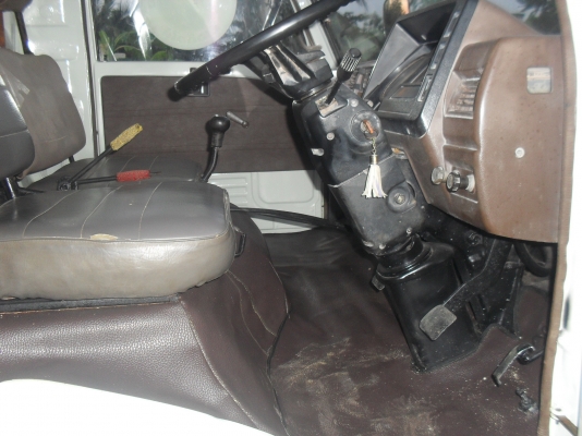 HINO KM 777 ดั๊ม SAMMIT สวยๆ ครับ