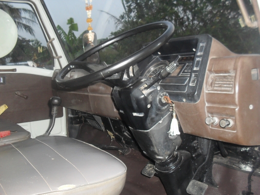 HINO KM 777 ดั๊ม SAMMIT สวยๆ ครับ