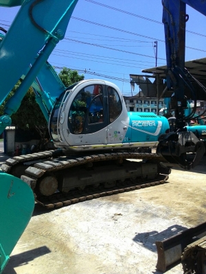 ขายด่วน KOBELCO SK200- 2  มาร์คไฟว์  เก่า ญี่ปุน  สภาพสวยมากๆๆ   พร้อมใช้งาน  โทร ดวงนภา  098-7214459