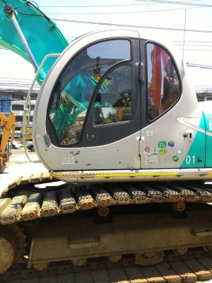ขายด่วน KOBELCO SK200- 2  มาร์คไฟว์  เก่า ญี่ปุน  สภาพสวยมากๆๆ   พร้อมใช้งาน  โทร ดวงนภา  098-7214459