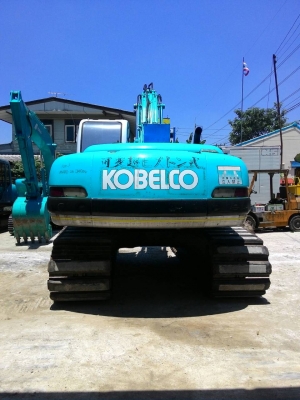 ขายด่วน KOBELCO SK200- 2  มาร์คไฟว์  เก่า ญี่ปุน  สภาพสวยมากๆๆ   พร้อมใช้งาน  โทร ดวงนภา  098-7214459