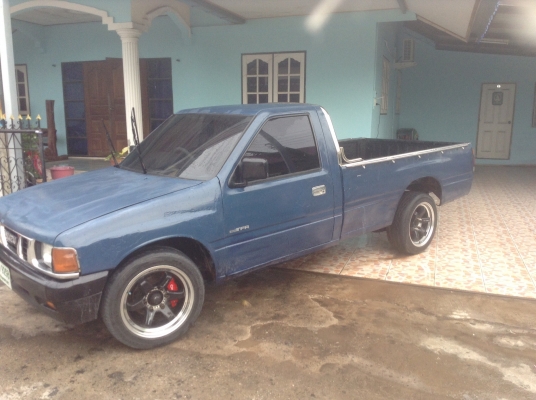 ขายอีซุมังกรหัวเดียว