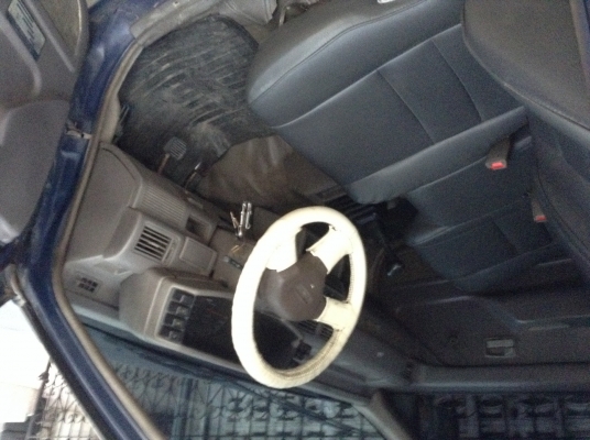 ขายอีซุมังกรหัวเดียว