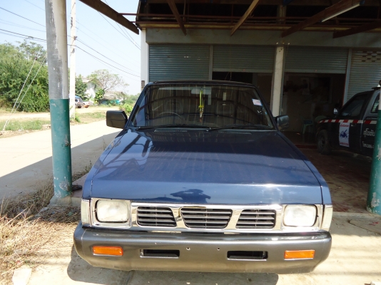 ขาย นิสสัน บิ๊กเอ็ม ปี 96 เครื่องเบนซินเดิมติดแก๊สLPGแล้ว