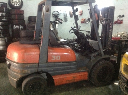 ขาย ฟอล์คลิฟต์ 3.0 ตัน TOYOTA 6FG30  รถมือ 2 นำเข้าจากญี่ปุ่น