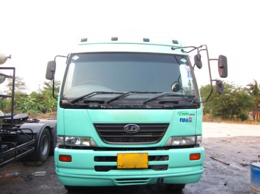 ขายรถหัวลาก NISSAN UD CW454  320 แรงม้า แก๊ซหัวฉีด 8 ถัง