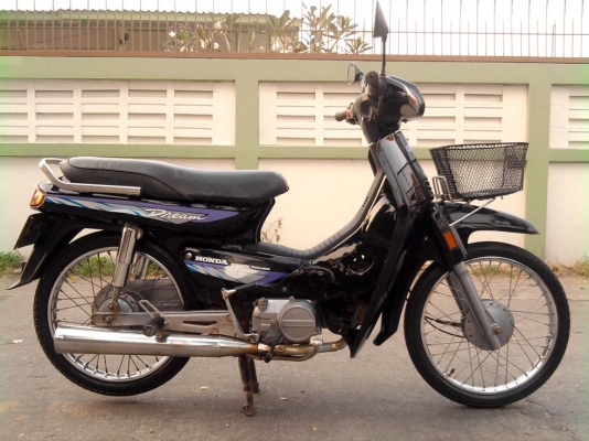 ขออนุญาติขาย  Honda Dream Exces 100 cc. สีดำ
